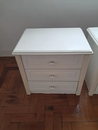 Criado mudo 2 peças