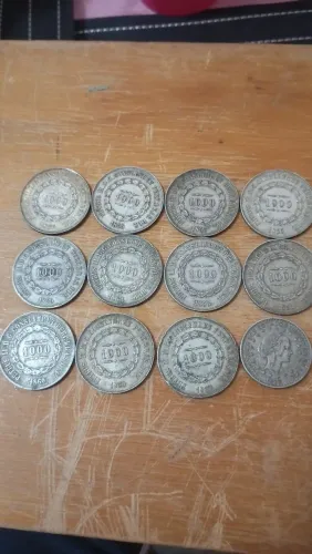 Vendo 12 moedas 1000 réis