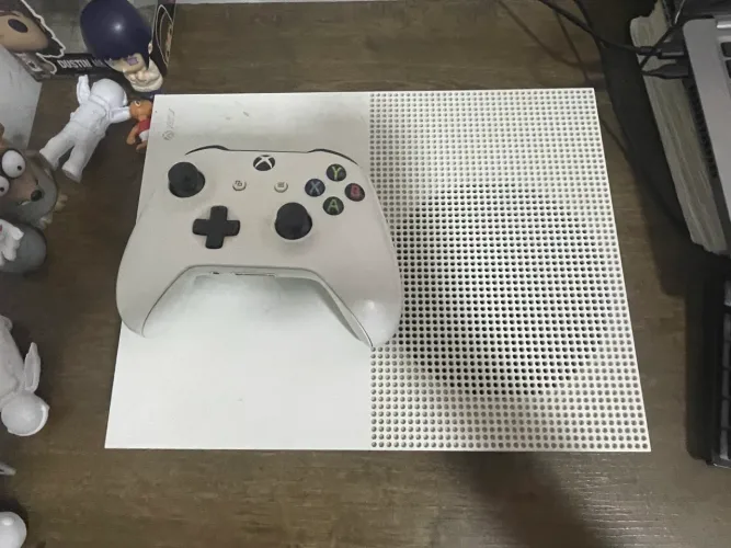 Xbox One S - 1Tb
