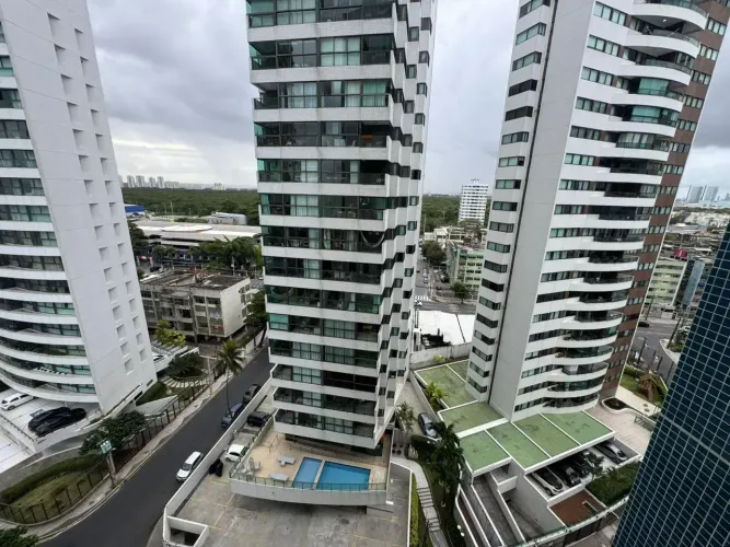 SUPER 4 QUARTOS - BOA VIAGEM 220M2
