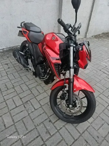 Fazer FZ 25 2025 com manual chave reserva e nota fiscal