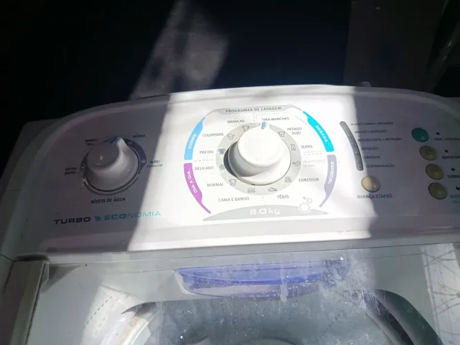 Linda máquina de lavar com garantia e entrega grátis