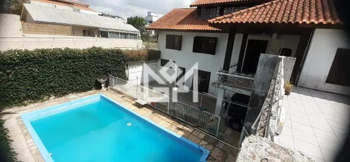 Casa para Aluguel em Partenon, Porto Alegre 6 Quartos, Mobiliada, Piscina