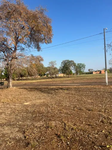 Lote disponivel no loteamento Campo Bello em Luzimangues