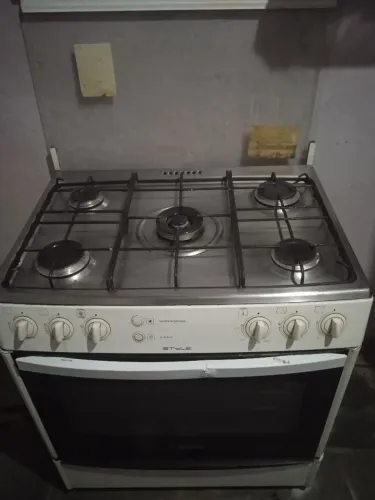 Fogão de 5 bocas funcionando tudo certinho automático