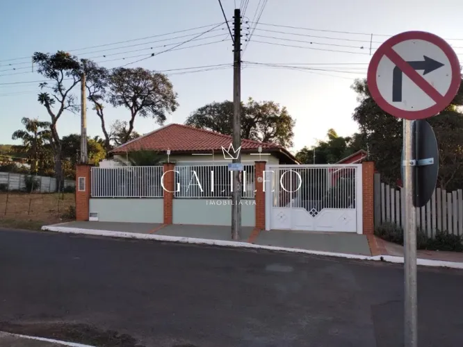 Imperdível oportunidade: Casa à venda em Brotas-SP, bairro Santa Cruz, 2 quartos, 1 suíte,