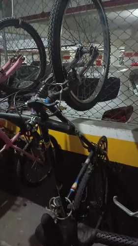 Bicicleta aro 27 