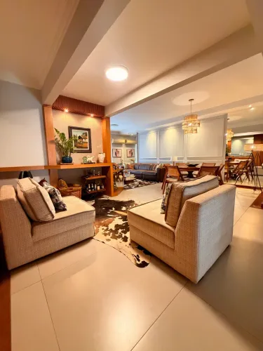 OPORTUNIDADE apartamento 200m2 todo planejado! Direto com proprietário.