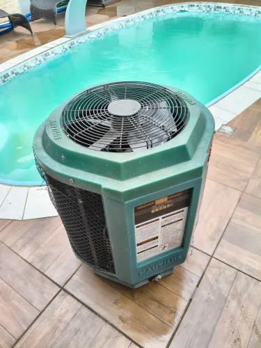 Aquecedor de piscina trocador de calor Nautilus com defeito