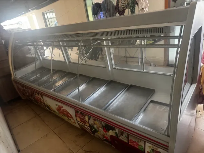 Balcão de carne Gelopar 3 metros