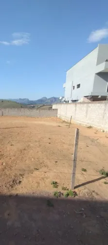 Vende-se Terreno