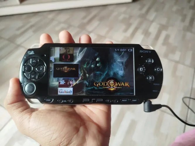PSP modelo 2000