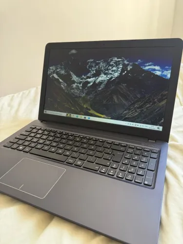 Notebook Asus Vivobook 15 i5 8GB SSD 256GB