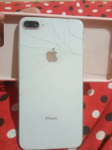 iPhone 8Plus