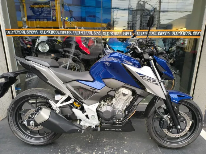 Honda CB 300 Twister ABS 26/26 único dono