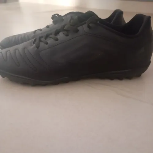 Chuteira da umbro society número 41 novas