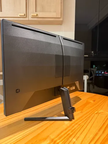 Monitor Philips Evnia Gamer - Estado de Novo
