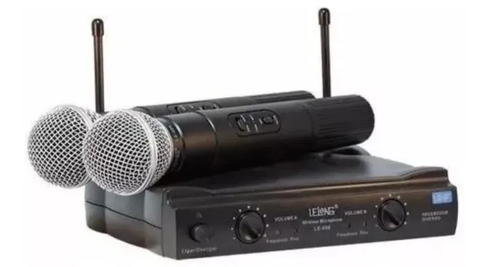 Par de microfone sem fio uhf profissional 