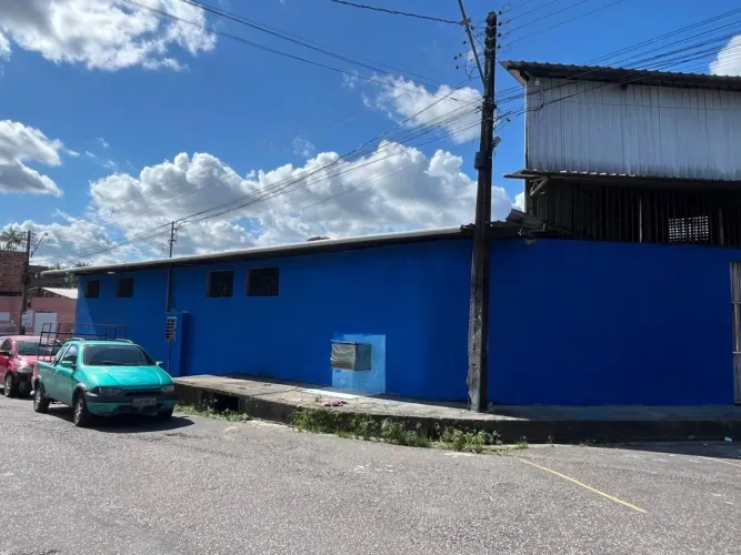 Galpão com escritório 