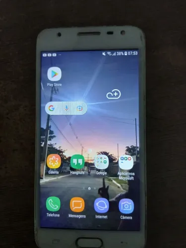 Celular em ótimo estado barato