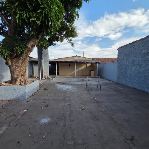 Casa de 3 Quartos Zero entrada, Quintal gigante