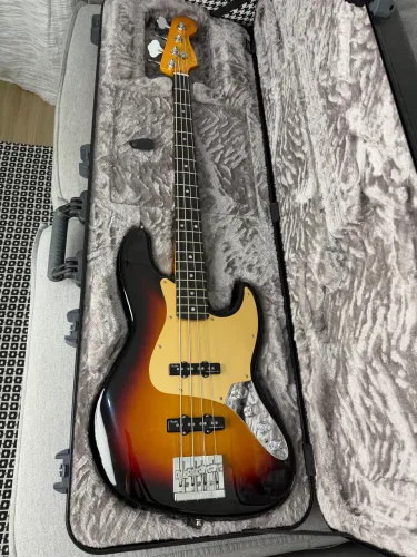 Fender American Ultra II Jazz Bass 4 Cordas | Case Fender | Excelente Estado