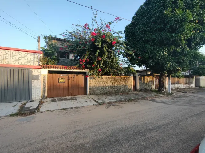 Excelente Oportunidade Vendo Casa No Satélite.