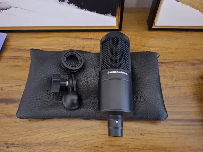 Microfone Audio Technica AT2020 Original
