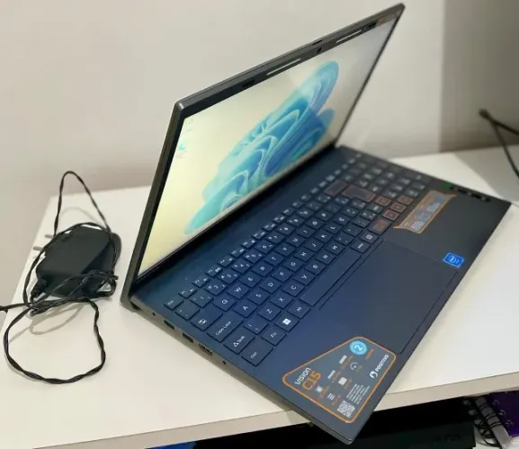 Notebook positivo novo 15,6Polegadas
