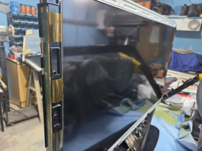 Tela LCD TV Phillips 32PFL3605