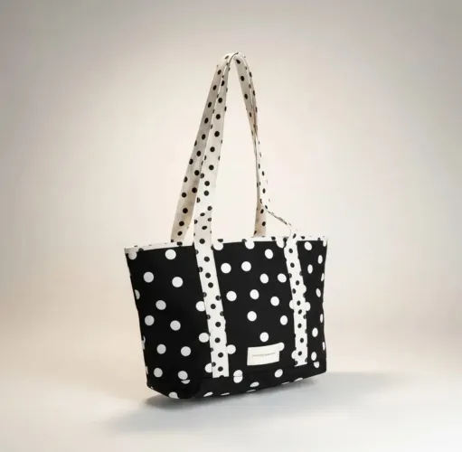 Bolsa de ombro grande importada Carolina Herrera Poá Feminina