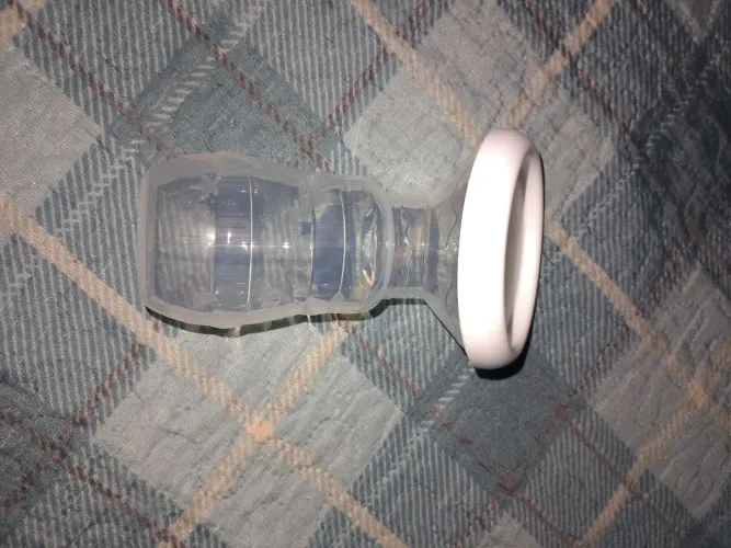 Vendo bomba de tirar leite manual ou troco por fralda XG 