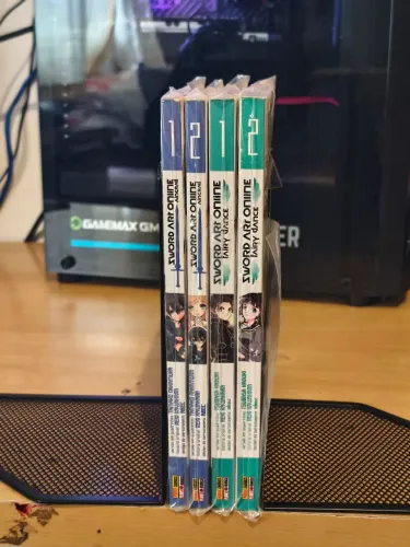 Mangá Sword Art Online Aincrad 1 e 2 + Fairy Dance 1 e 2
