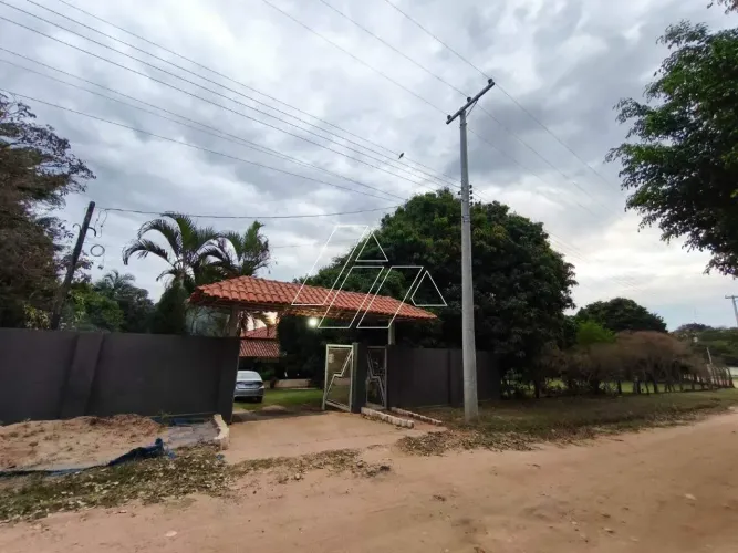 Chácara à venda, 3 quartos, 1 suíte, 5 vagas, Jardim Santa Antonieta - Marília/SP
