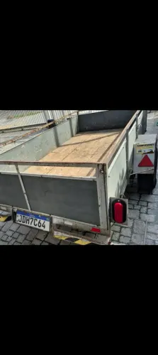 Vendo reboque novo 2025 pouco uso 