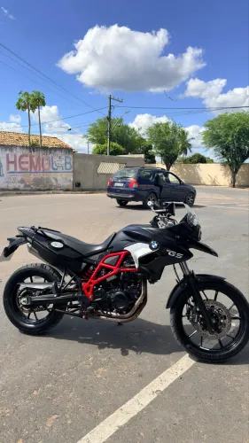 F700GS 