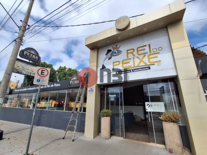Salão comercial para locação no Bairro Vila Aeroporto-amplo espaço-cozinha