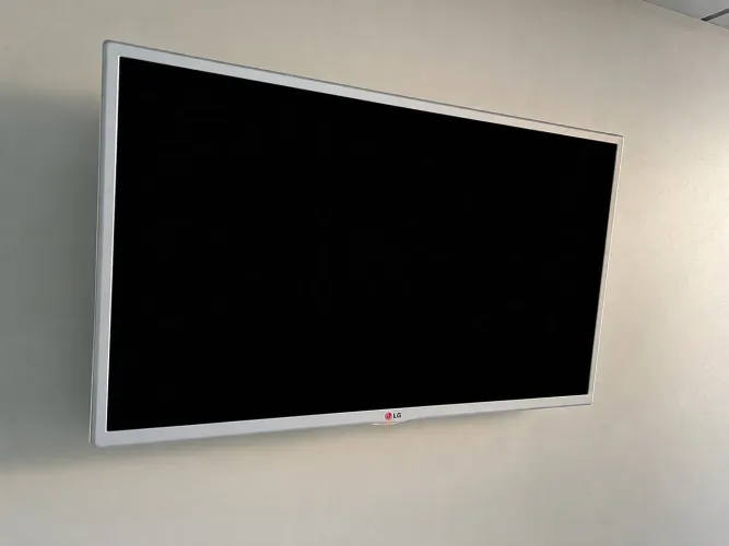 Tv LG - Modelo 32LB580B