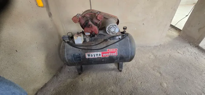 Compressor de Ar Wayne Wétzel 2 HP - 200L