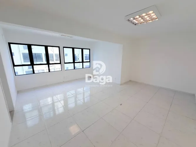Sala comercial com Vaga na Trindade, Florianópolis/SC