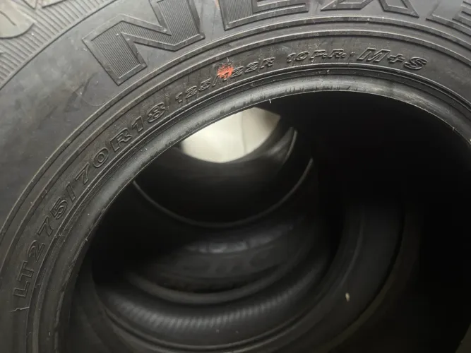 Pneu 275/70/18 NEXEN Roadian AT pro RA8 novo unidade 