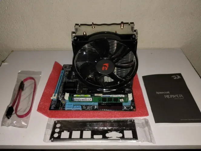 Kit Intel Core i7-2600K + Placa-mãe LGA 1155 DDR3 + 8GB RAM + Air Cooler Reaver 120mm