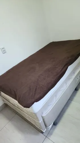 Vendo cama solteirão com auxiliar