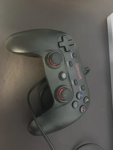 Controle Redragon Saturno