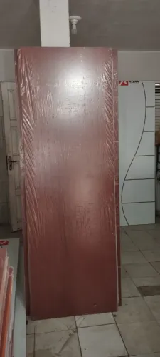 Porta oca Lisa Mogno disponível 