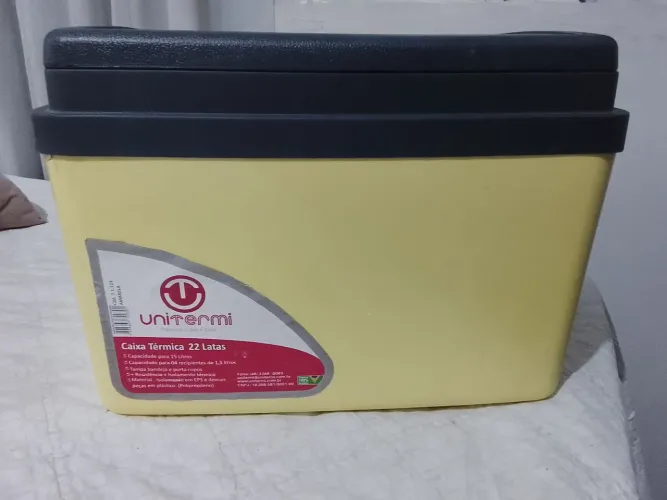 Cooler amarelo
