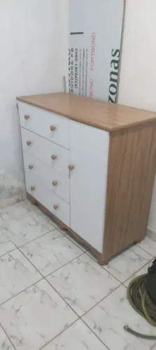 jogo de quarto  de bb berço e comoda 