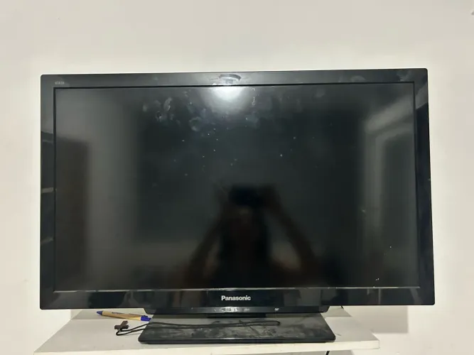 Vendo Televisão Panasonic