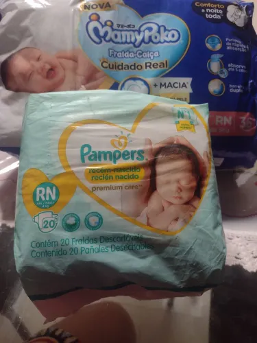 vendo fraldas descartáveis 1 da mamy Poko e uma da Pampers as duas RN
