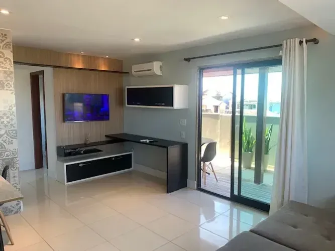Cobertura Gourmet  para aluguel. Possui  02 quartos, 80 m2 no Novo Horizonte-Riviera2 - Ma